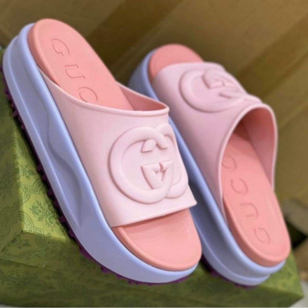 Gucci slide.